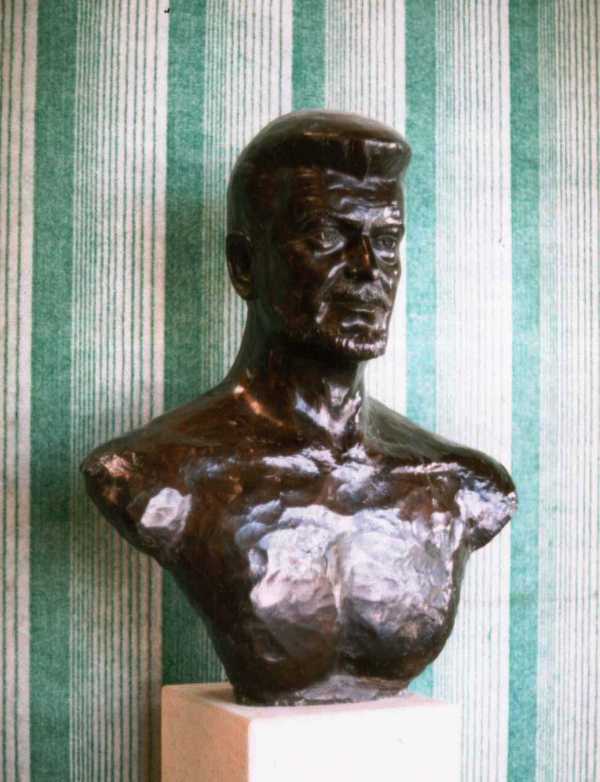 Buste de Michel Baroin