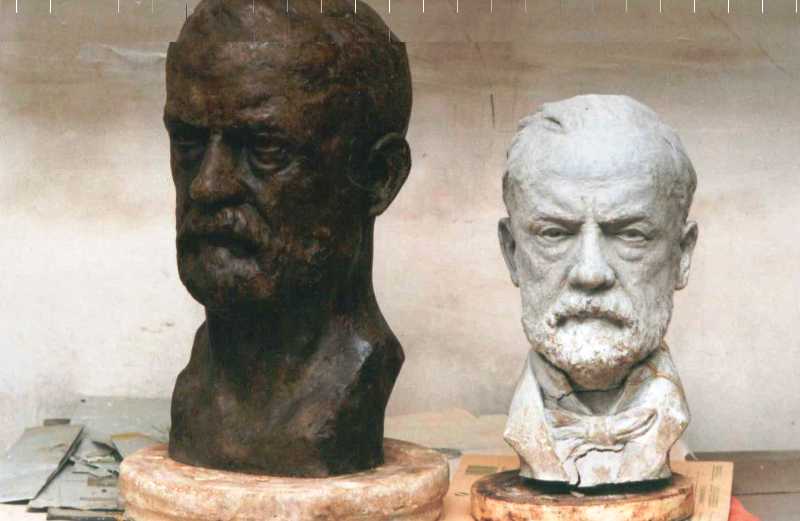 Bustes de Louis Pasteur